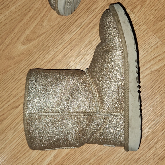 Ugg short boots - Picture 2 of 9